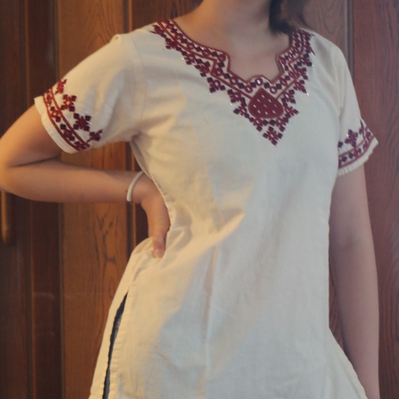 White Indian Top - Picture 1 of 4